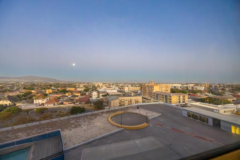 2 Bedroom Property for Sale in Goodwood Central Western Cape